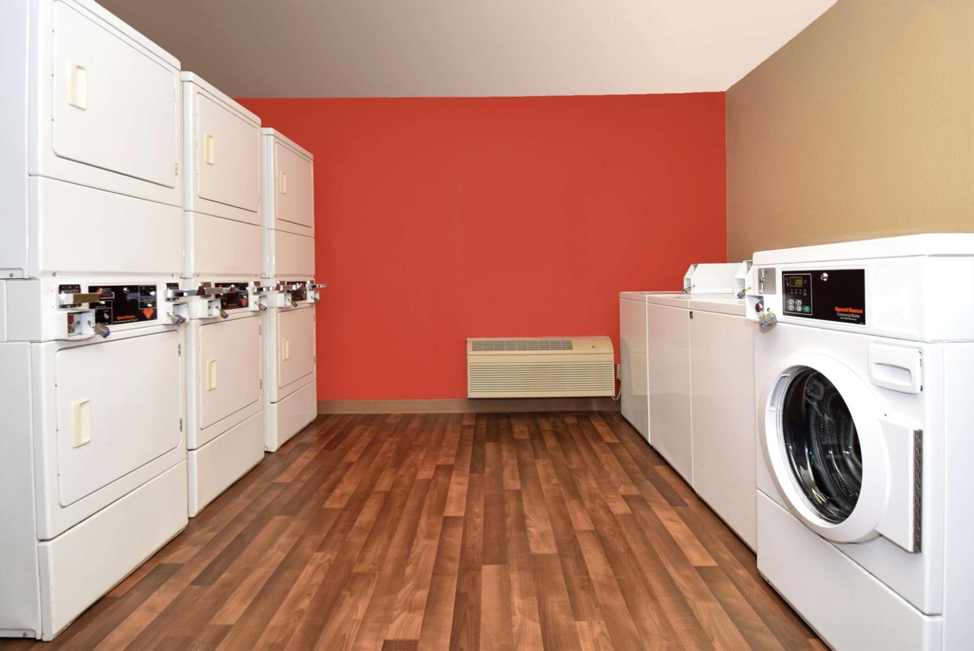 Extended Stay America Select Suites - Chicago - Westmont - Oak Brook Kültér fotó