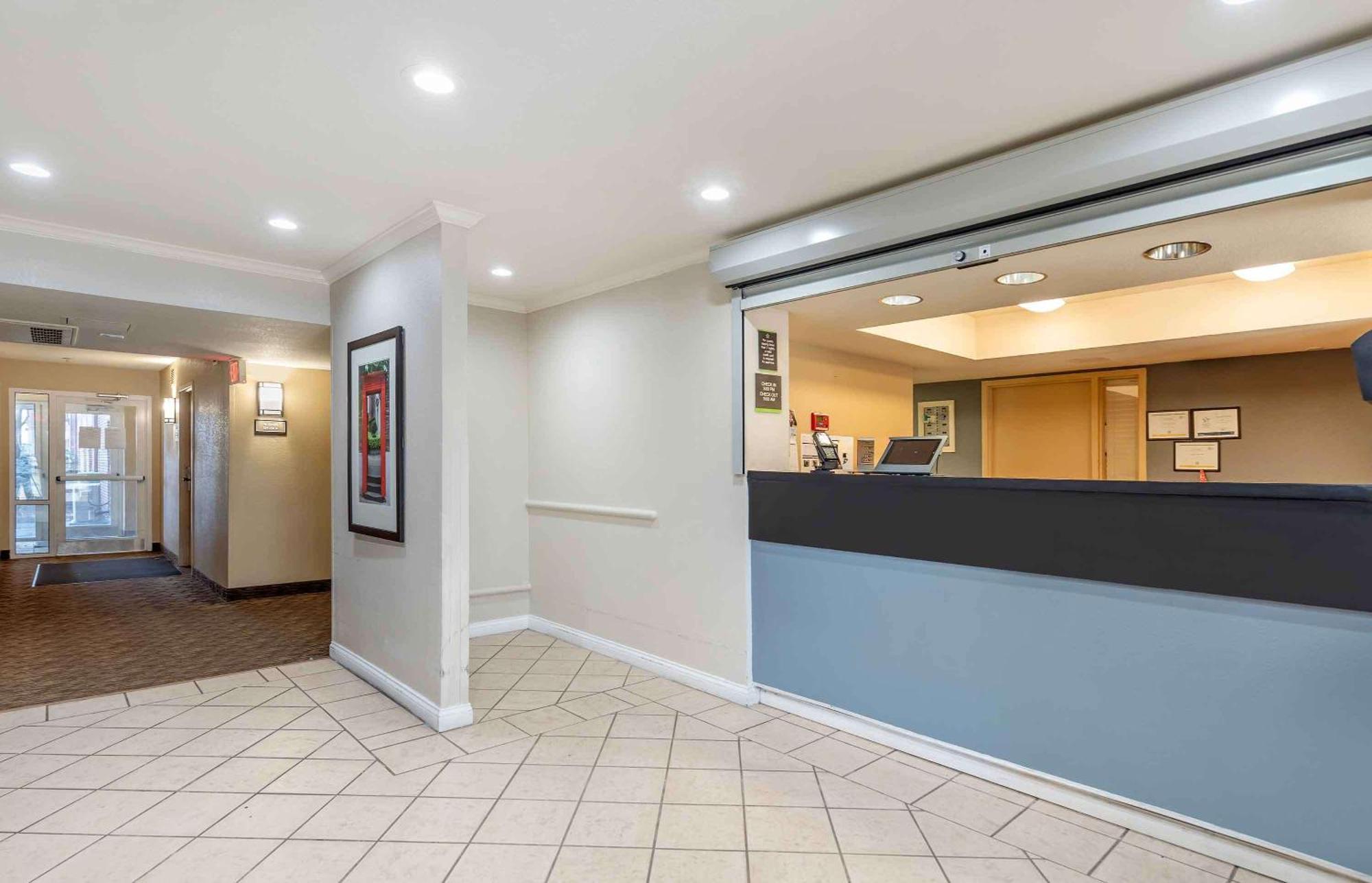 Extended Stay America Select Suites - Chicago - Westmont - Oak Brook Kültér fotó