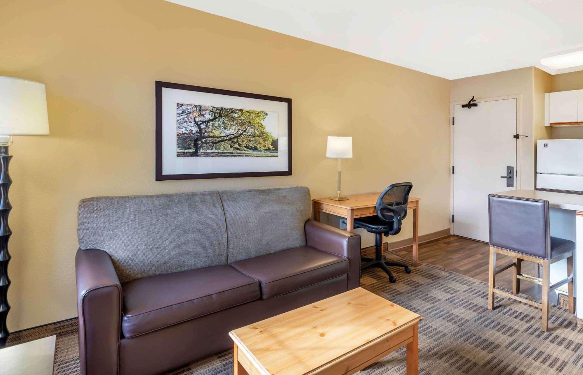 Extended Stay America Select Suites - Chicago - Westmont - Oak Brook Kültér fotó