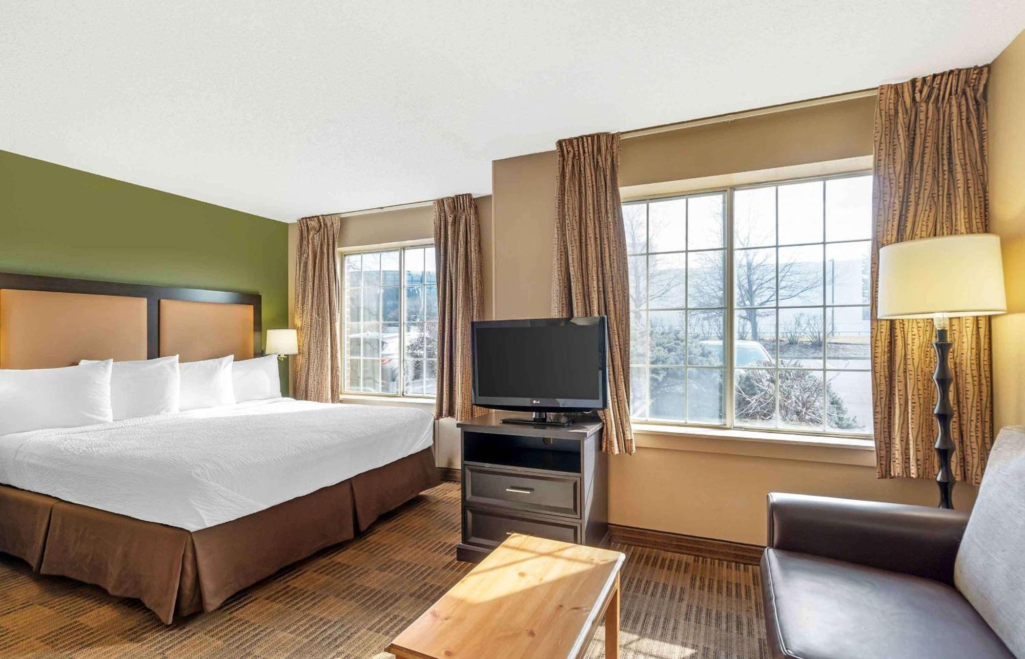 Extended Stay America Select Suites - Chicago - Westmont - Oak Brook Kültér fotó