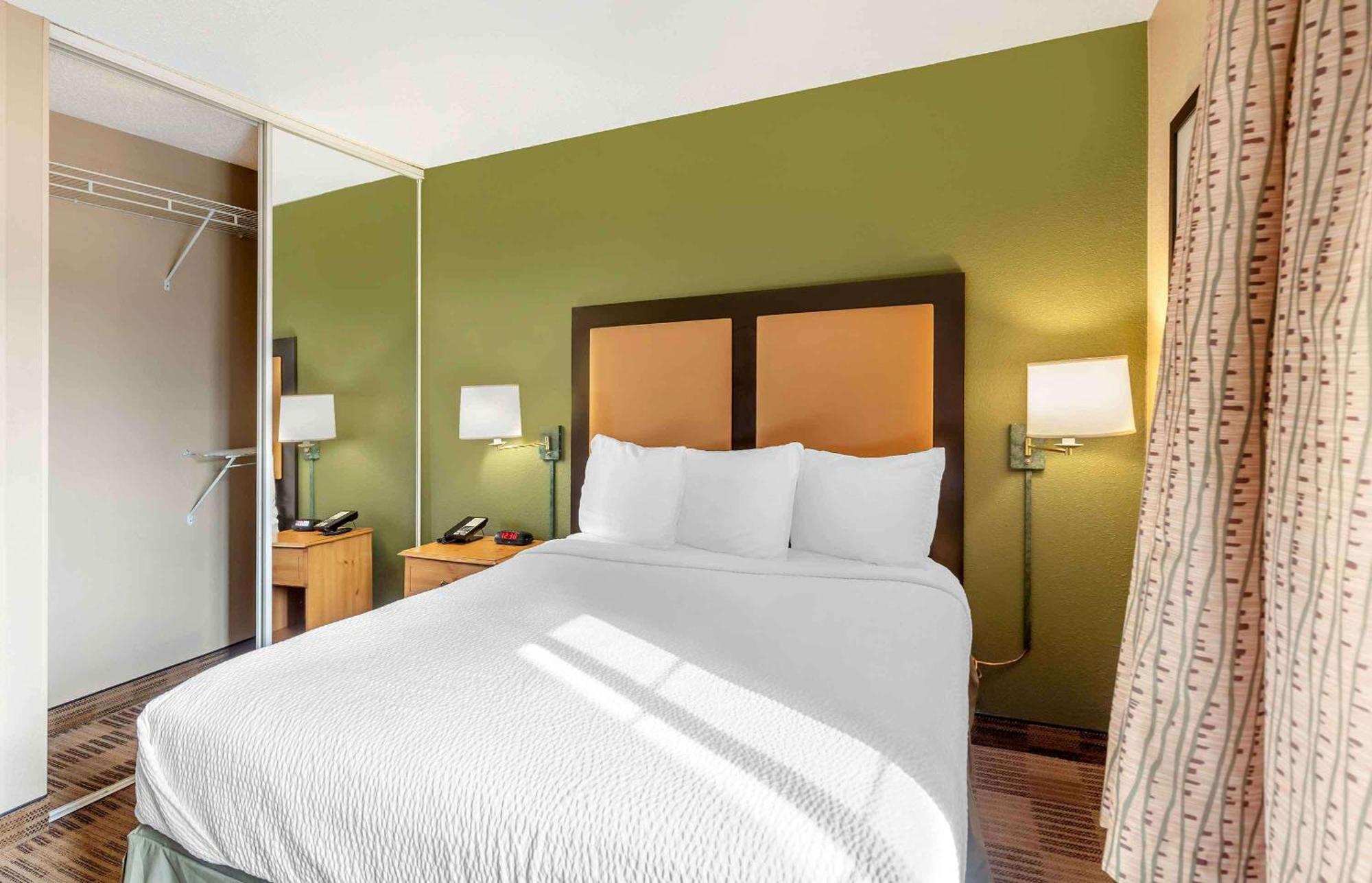 Extended Stay America Select Suites - Chicago - Westmont - Oak Brook Kültér fotó