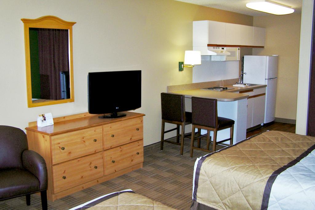 Extended Stay America Select Suites - Chicago - Westmont - Oak Brook Kültér fotó