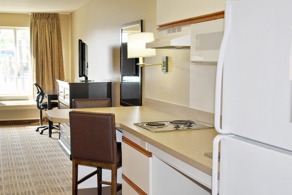 Extended Stay America Select Suites - Chicago - Westmont - Oak Brook Kültér fotó