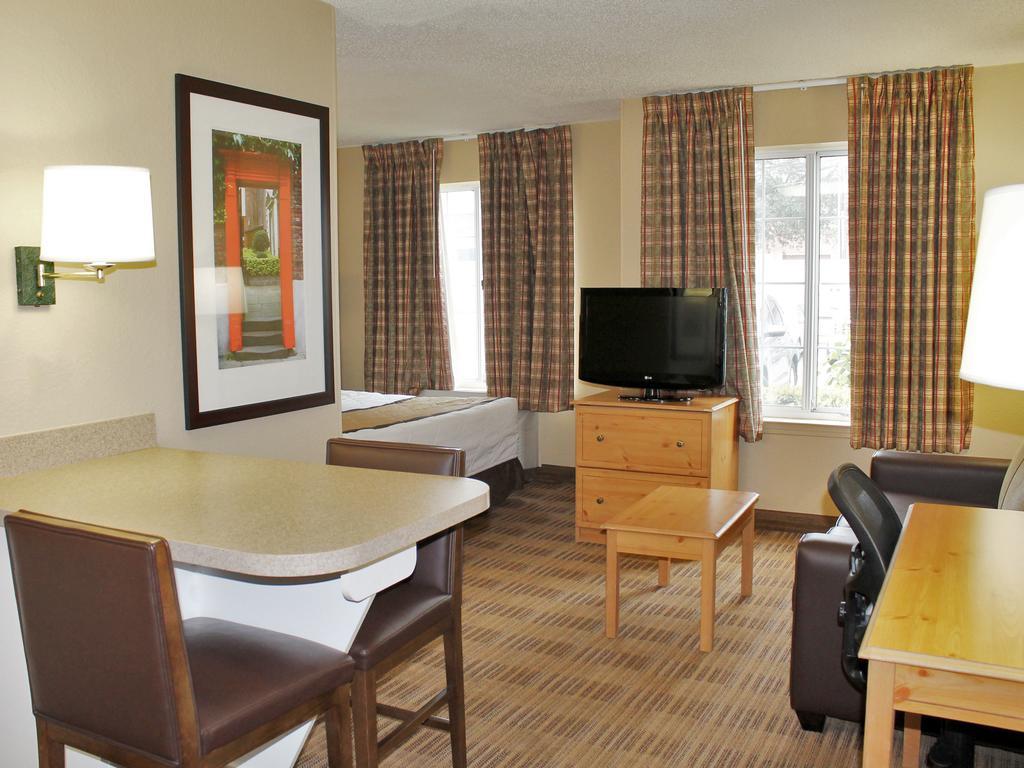 Extended Stay America Select Suites - Chicago - Westmont - Oak Brook Kültér fotó